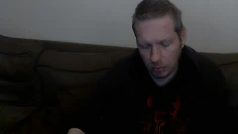 2small4you83 online show from June 2026 04:50:02 PM