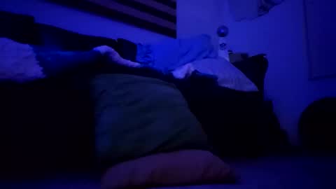 Snapshot of 2stroke82 chatting on October 2025 08:37:01 AM 2stroke82 online show from October 2025 08:37:01 AM