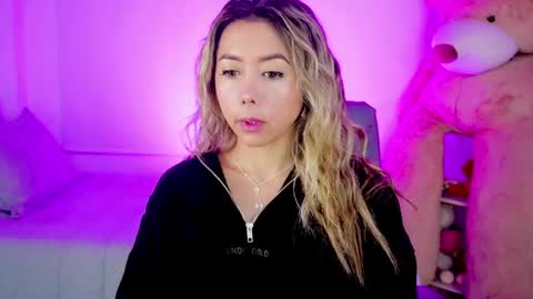 Snapshot of 3kam_amazonian chatting on April 2026 09:26:02 AM independent model online show from April 2026 09:26:02 AM