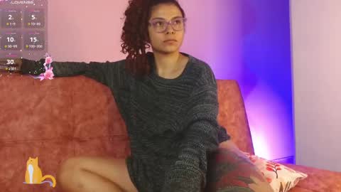 Snapshot of 420viol3ta_ chatting on February 2025 06:10:02 AM Violeta online show from February 2025 06:10:02 AM