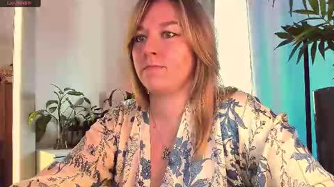 Sunshine online show from July 2026 04:27:02 AM