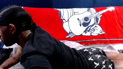 Snapshot of 5hbk chatting on December 2024 02:54:01 AM Tettaz GetitJusy4ya online show from December 2024 02:54:01 AM