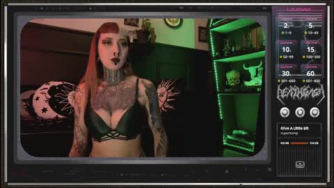 Juune online show from February 2025 08:13:02 PM