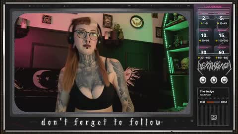 Juune online show from February 2025 07:25:02 PM