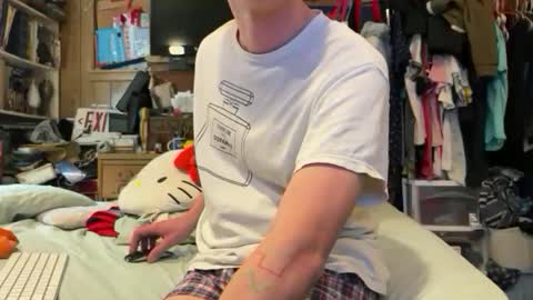 Snapshot of 69j0hndo chatting on February 2026 04:41:02 AM FUCKR online show from February 2026 04:41:02 AM