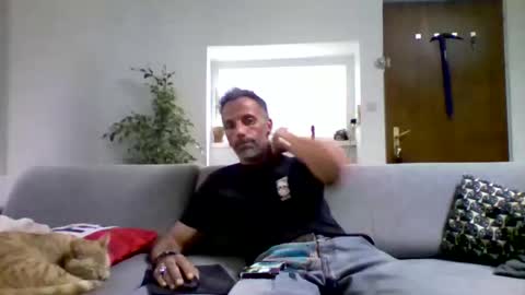 Num online show from November 2025 07:54:01 AM