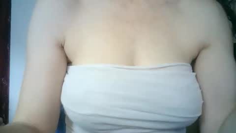 Lilu online show from February 2026 10:56:02 AM