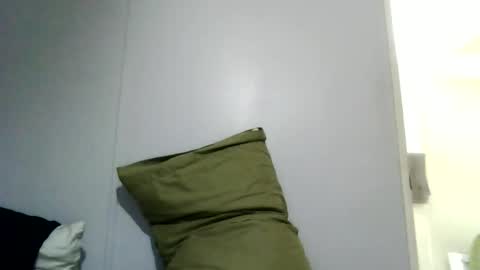 77steve7777 online show from April 2026 12:57:01 PM