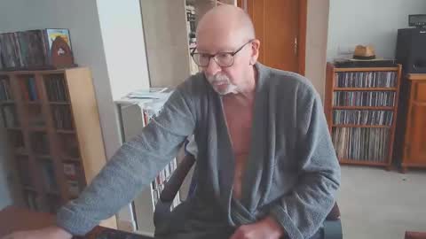  Papi  online show from November 2025 09:53:02 AM