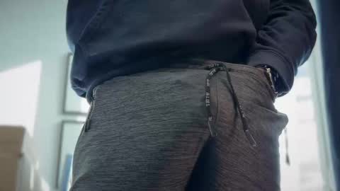 8incher NYC online show from November 2025 07:26:01 PM