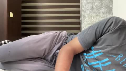 Snapshot of 8inchindianrocket chatting on December 2025 05:16:01 AM Skinny tight ass man online show from December 2025 05:16:01 AM