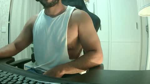 Arturo online show from December 2025 09:13:02 PM