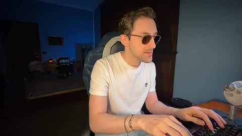 Snapshot of 91stefisexy91 chatting on February 2025 10:03:02 PM 91stefisexy91 online show from February 2025 10:03:02 PM