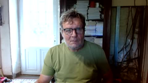 Snapshot of _123_voyeur_ chatting on June 2026 09:43:02 AM _123_voyeur_ online show from June 2026 09:43:02 AM