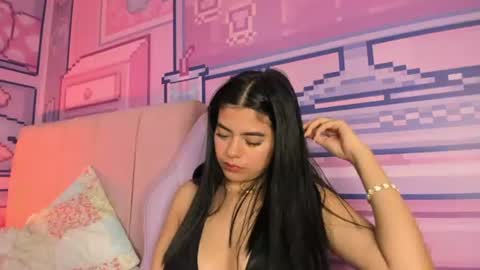 Snapshot of _18alice chatting on July 2026 10:21:02 AM Alice online show from July 2026 10:21:02 AM