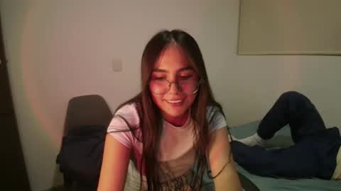 Snapshot of _abbyyyy_ chatting on April 2026 01:29:01 AM abby 3 online show from April 2026 01:29:01 AM