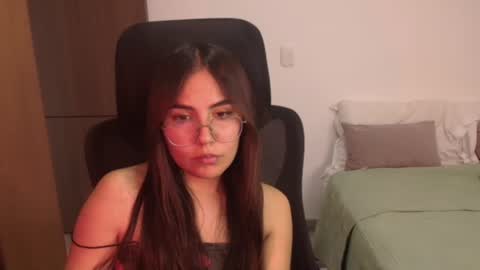 Snapshot of _abbyyyy_ chatting on June 2026 06:07:01 PM abby 3 online show from June 2026 06:07:01 PM