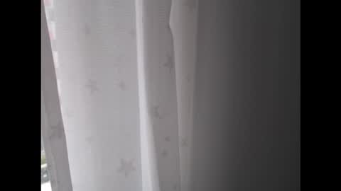 _abrill_20 online show from December 2025 06:04:01 PM