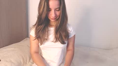 Snapshot of _abrill_20 chatting on May 2026 05:40:01 PM _abrill_20 online show from May 2026 05:40:01 PM