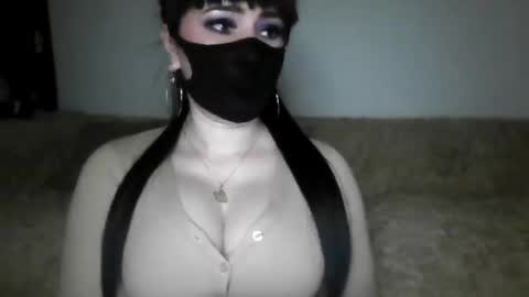Adela online show from January 2025 07:00:02 PM