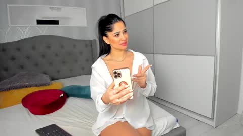 Adelle online show from February 2026 09:27:02 AM