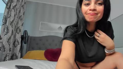 Adelle online show from March 2026 02:34:01 PM