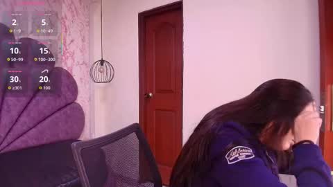  Alaia online show from March 2026 12:11:01 PM