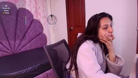  Alaia online show from March 2026 12:00:01 PM