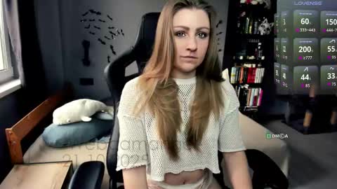 Aleksandra online show from October 2025 12:17:02 PM