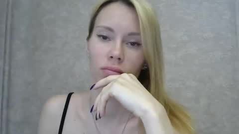 Snapshot of _alex1819 chatting on May 2026 07:37:01 AM _alex1819 online show from May 2026 07:37:01 AM
