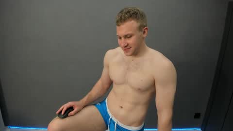 Snapshot of _alex_madrid_ chatting on June 2026 04:45:02 PM Alex online show from June 2026 04:45:02 PM