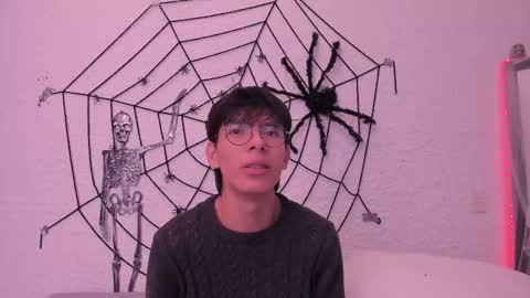 Alexander online show from October 2025 04:26:01 AM