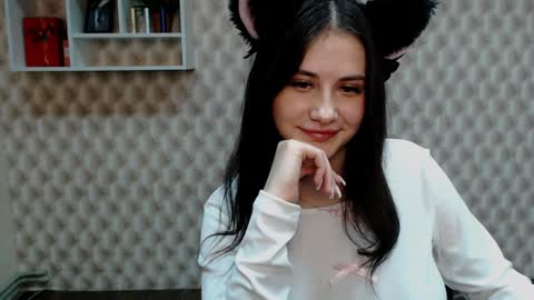 Alice online show from December 2024 10:14:02 PM