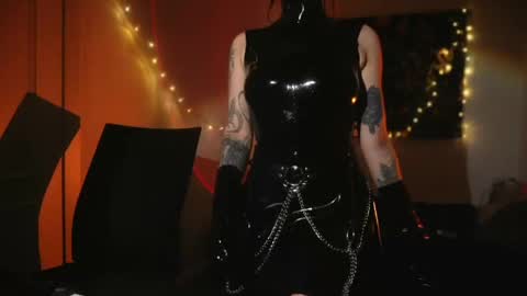 Snapshot of _alicemorrison_ chatting on June 2026 04:42:02 PM Alice Morrison Mistress Datura online show from June 2026 04:42:02 PM