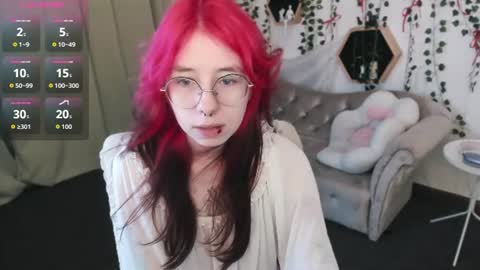 Snapshot of _alicenyx chatting on July 2026 08:51:01 PM Alice online show from July 2026 08:51:01 PM