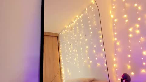 _allisongomez online show from December 2025 12:05:02 AM