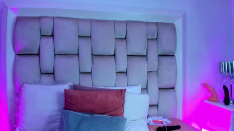 Angel Azul online show from December 2024 02:54:01 PM