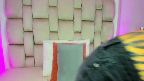 Angel Azul online show from January 2025 11:43:02 AM