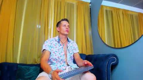 Angel Rivera online show from February 2026 01:35:02 AM