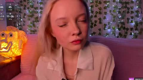 Emily online show from May 2026 02:18:01 AM