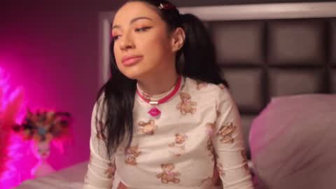 Anna online show from February 2025 11:25:02 PM