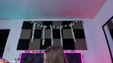 Annie Andrick online show from May 2026 09:16:01 AM