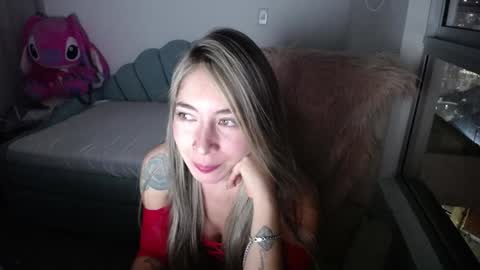 Snapshot of _arianalzate_ chatting on December 2024 11:39:01 PM 60 online show from December 2024 11:39:01 PM