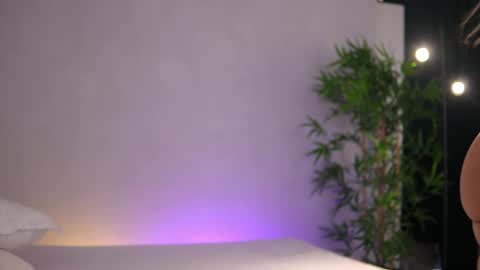 Arielle online show from March 2026 07:12:01 AM