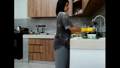 Snapshot of _atenea_golden chatting on October 2025 01:44:01 PM atenea online show from October 2025 01:44:01 PM
