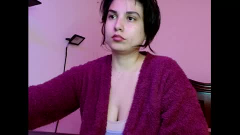 Snapshot of _atenea_golden chatting on October 2025 01:45:02 PM atenea online show from October 2025 01:45:02 PM