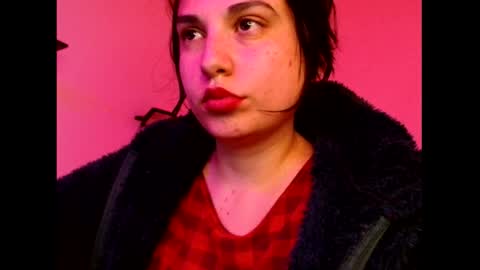 Snapshot of _atenea_golden chatting on October 2025 03:24:02 PM atenea online show from October 2025 03:24:02 PM
