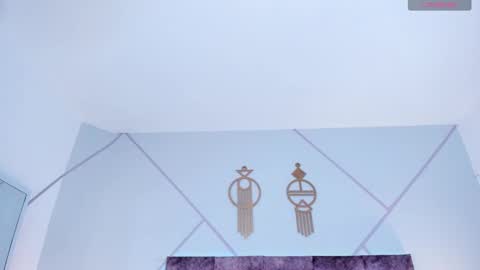 _aurora_collins_ online show from November 2025 01:15:01 PM