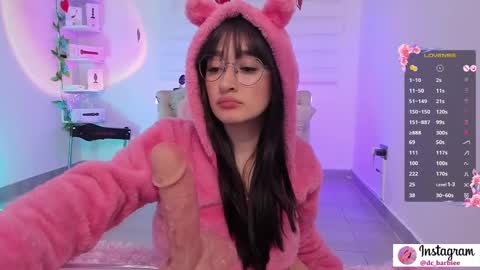 Andrea online show from February 2025 05:38:02 PM