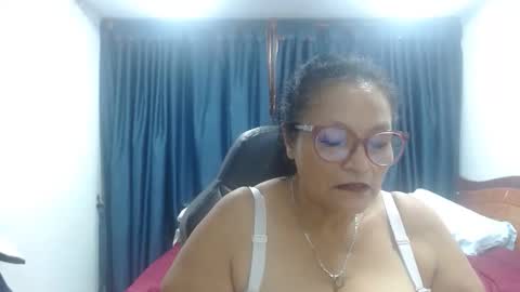 _bellanocturna online show from March 2026 04:23:01 AM